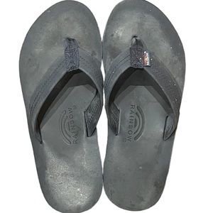Mens rainbow sandals. Size large (9.5-10.5) great condition!